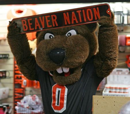 Benny Beaver's Adventures: Exploring the Pacific Northwest with the Mascot